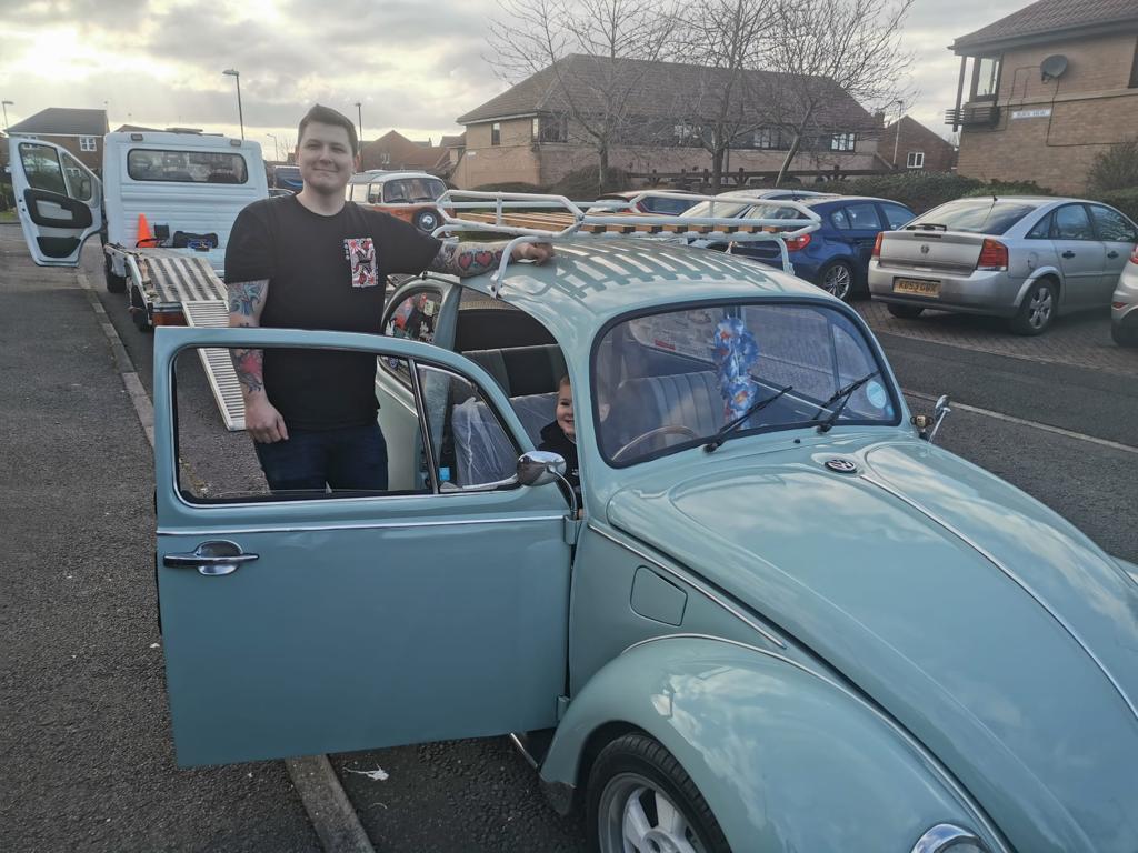 Winner Paul Newcombe of a Awesome Cal look 1971 VW beetle - Roof rack - New Upholstery - 2nd March