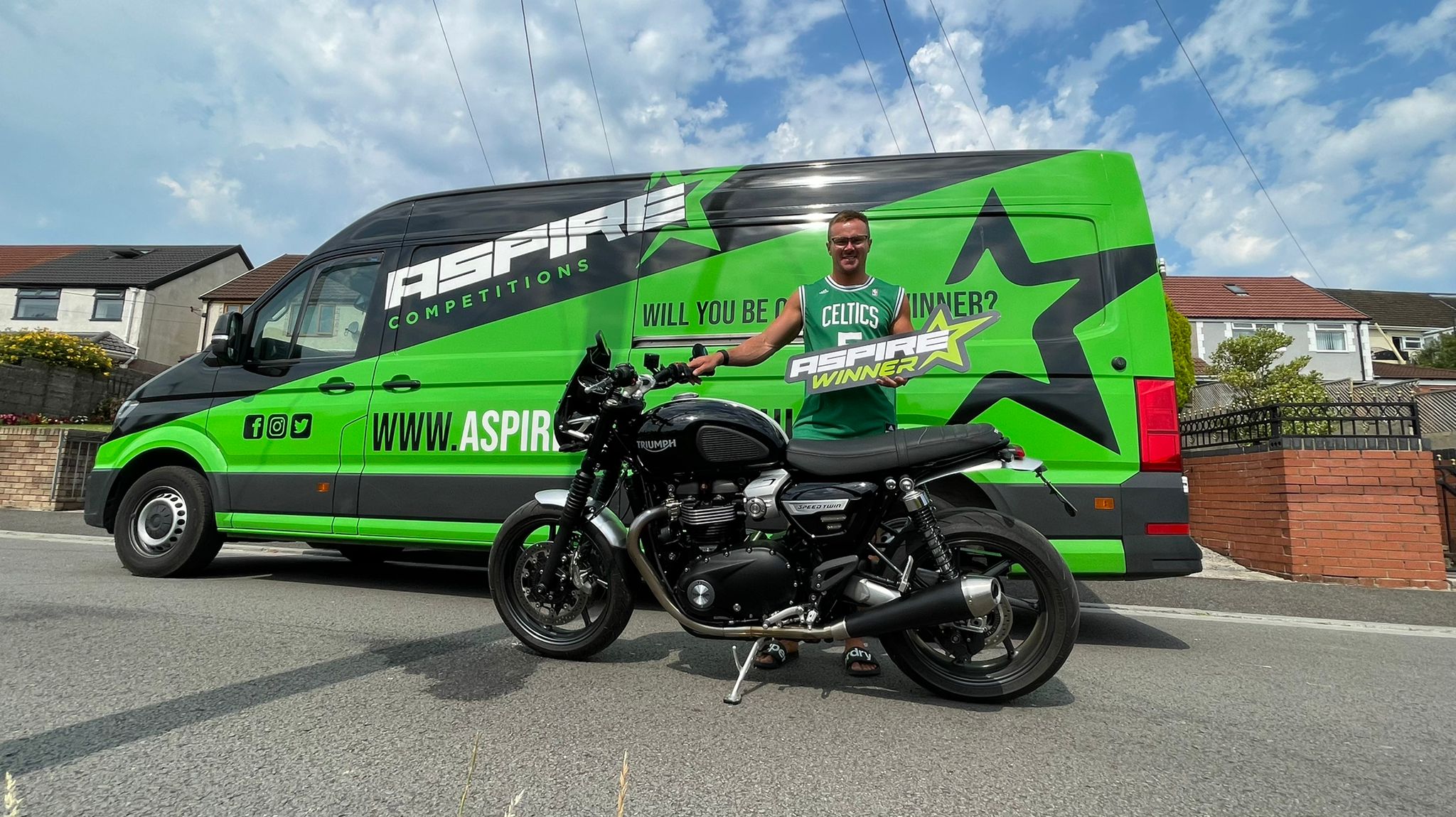 Winner Morgan Seymour of a 2019 – Triumph Speed Twin 1200 - 6th July