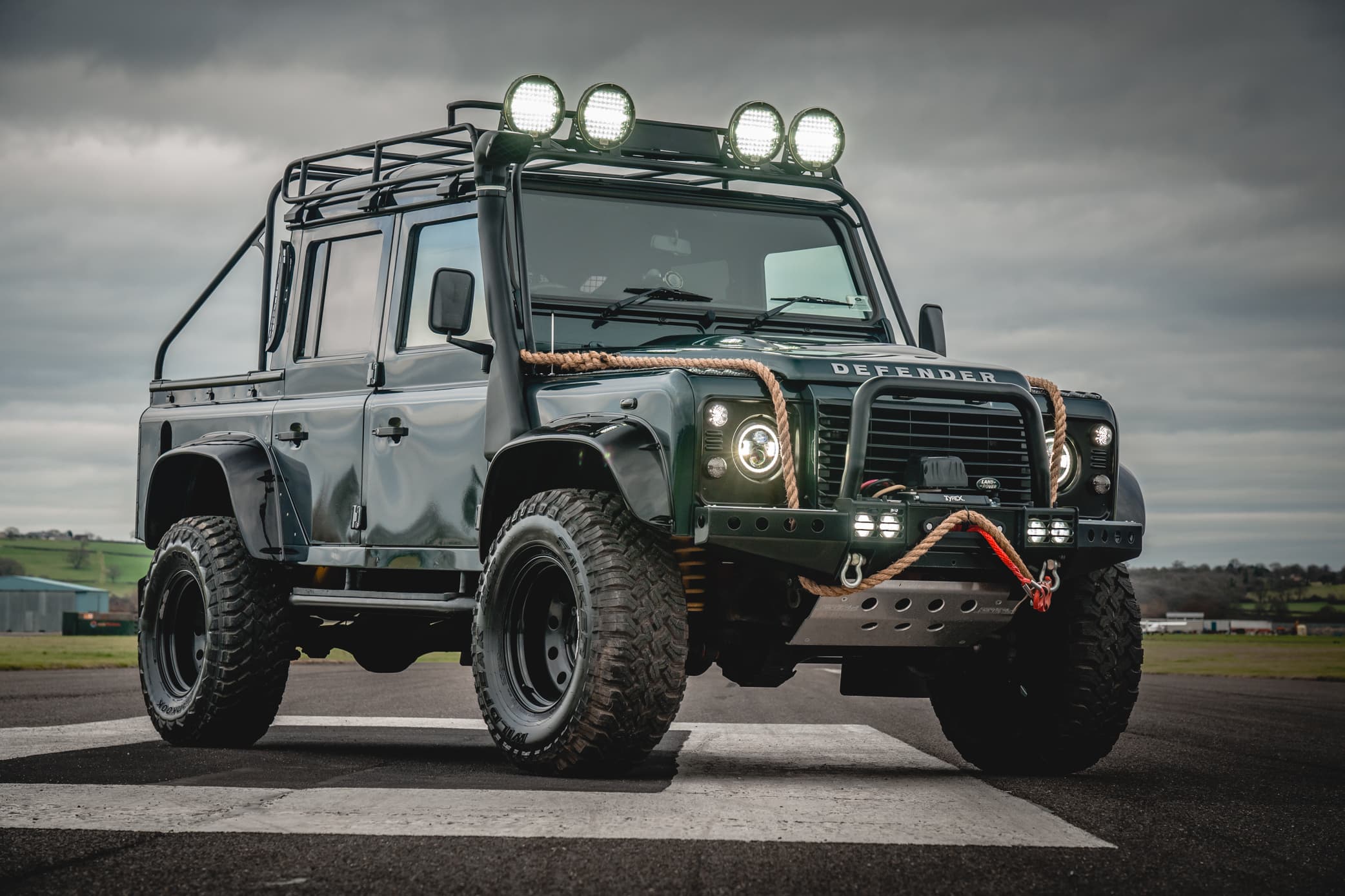 2015 SPECTRE style Defender 110 double cab pickup XS spec - 16th Feb